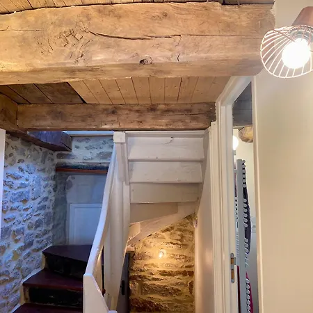 Les Volets Blancs Casa de Férias Dinan